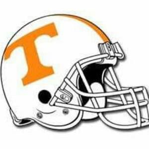 Meet your Posher, Dee